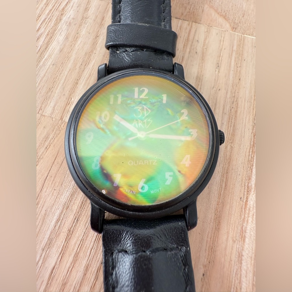 Vintage rare holo ARTS HOLOGRAM 3D world map watch NEW BATTERY